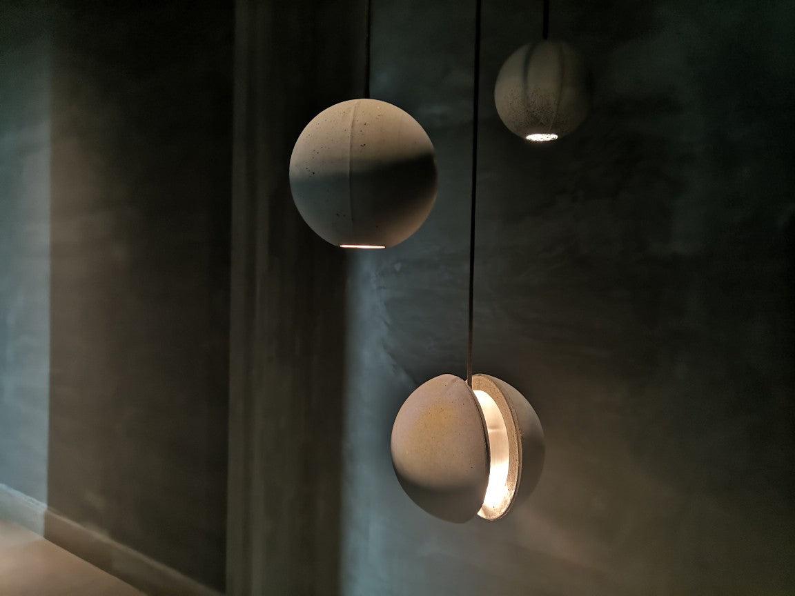 Umi hanglamp van beton met bolvormige maan Minimalistisch