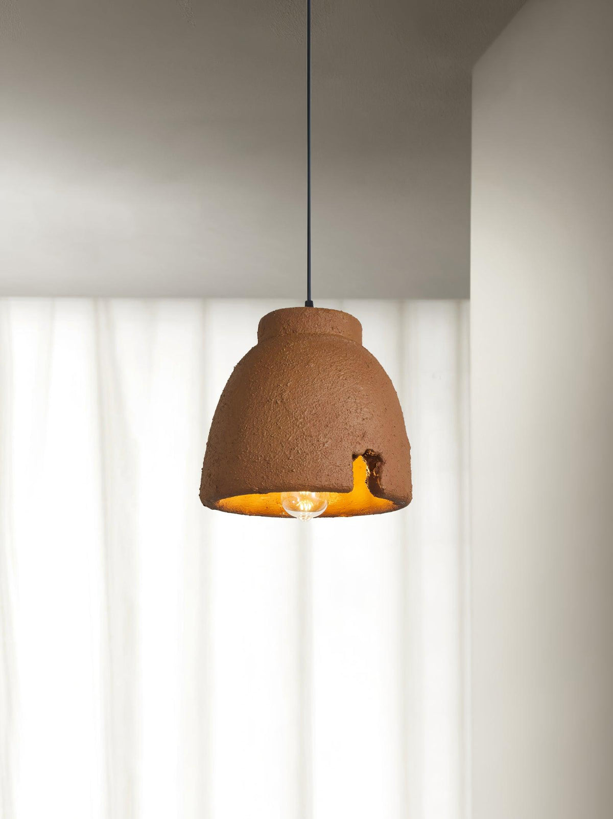 Osileth Wabi-Sabi hanglamp van hars van bruin polystyreen