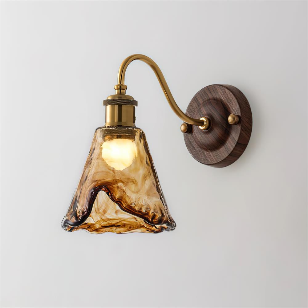 Nalia wandlamp amber glas walnoot goud vintage