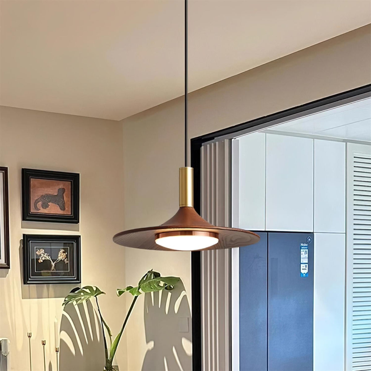 Kaelin hanglamp hoedvorm hout midcentury