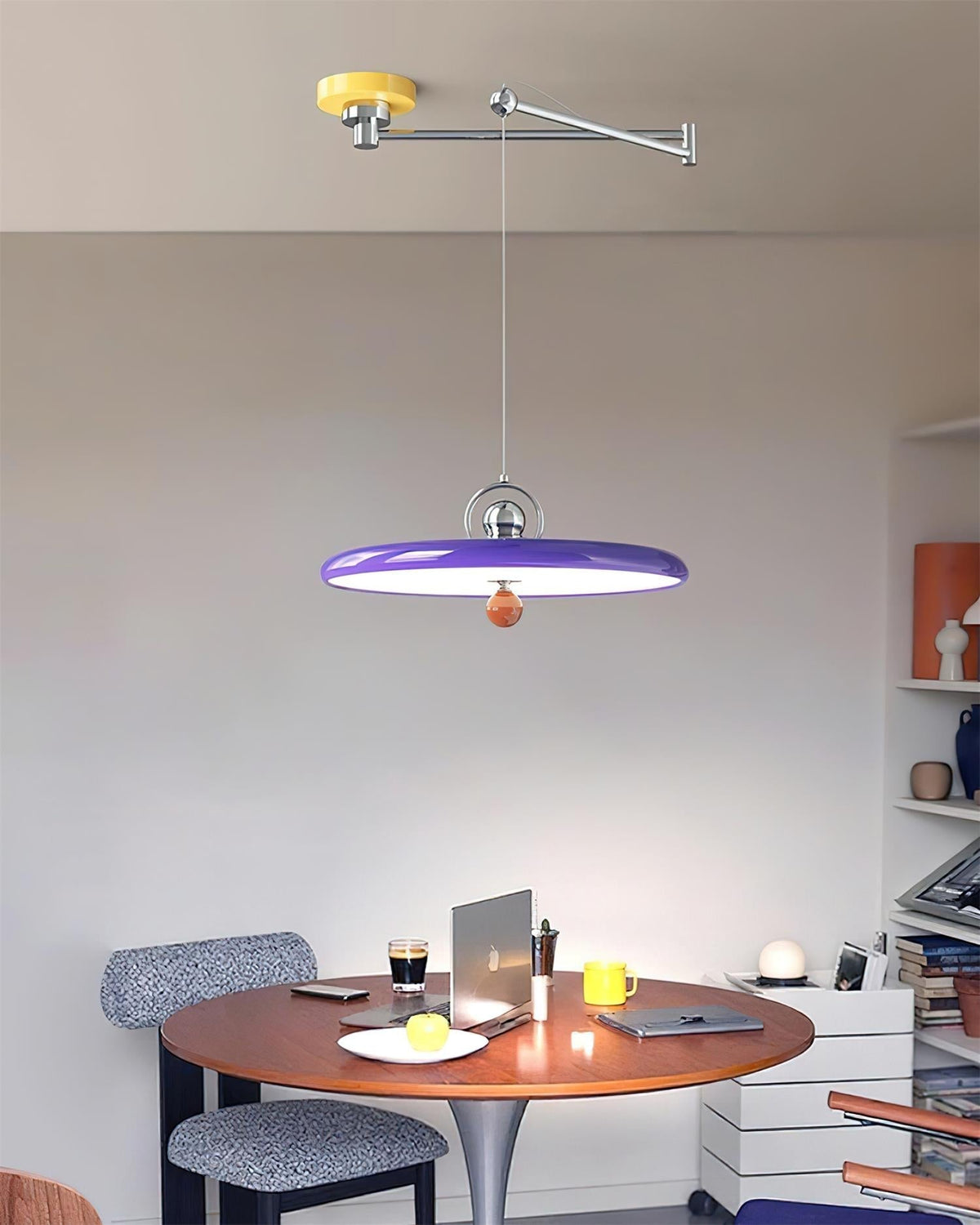 Cirorenne hanglamp met schommelarm in paars
