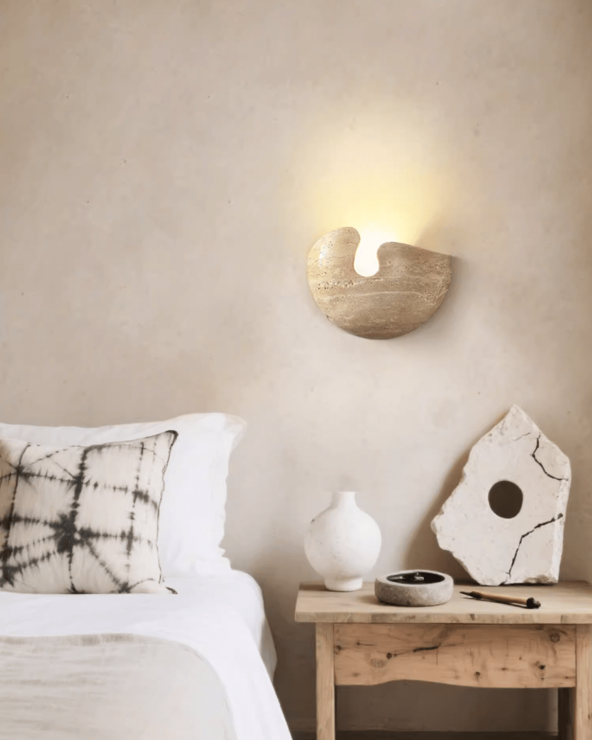 Pearl Stone wandlamp
