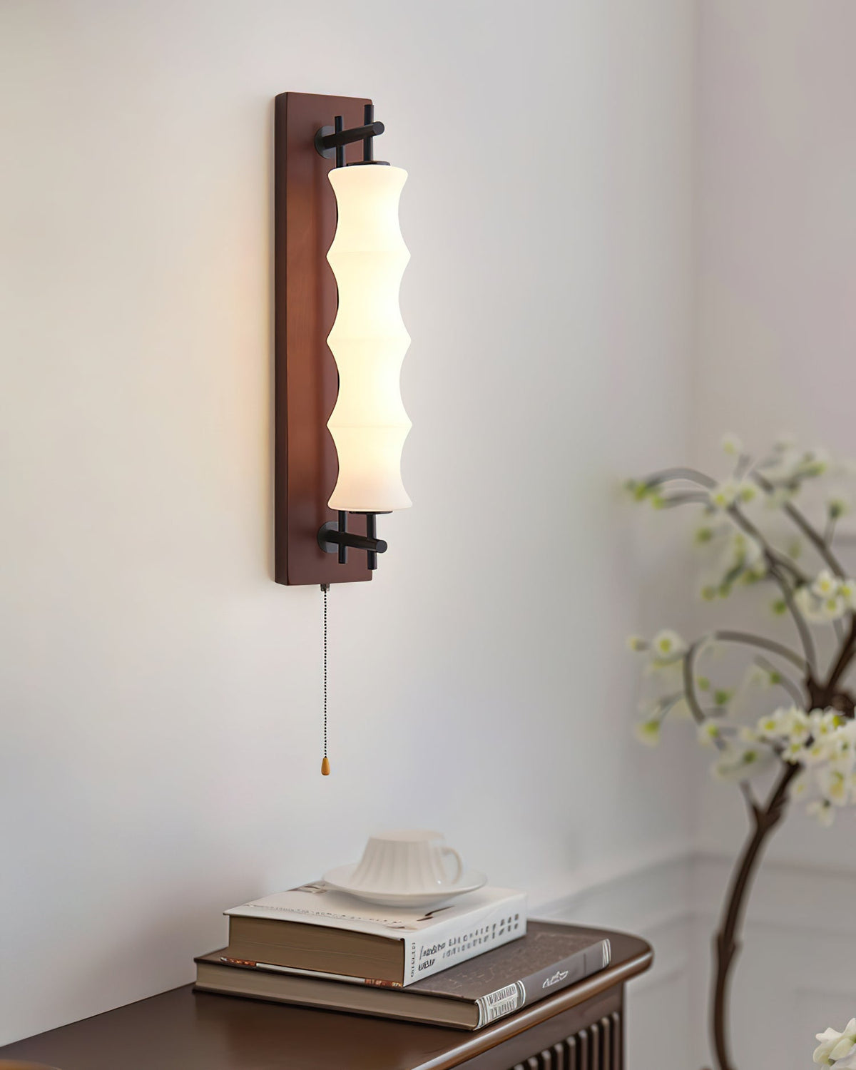 Eireelia wandlamp met golfpatroon in glas