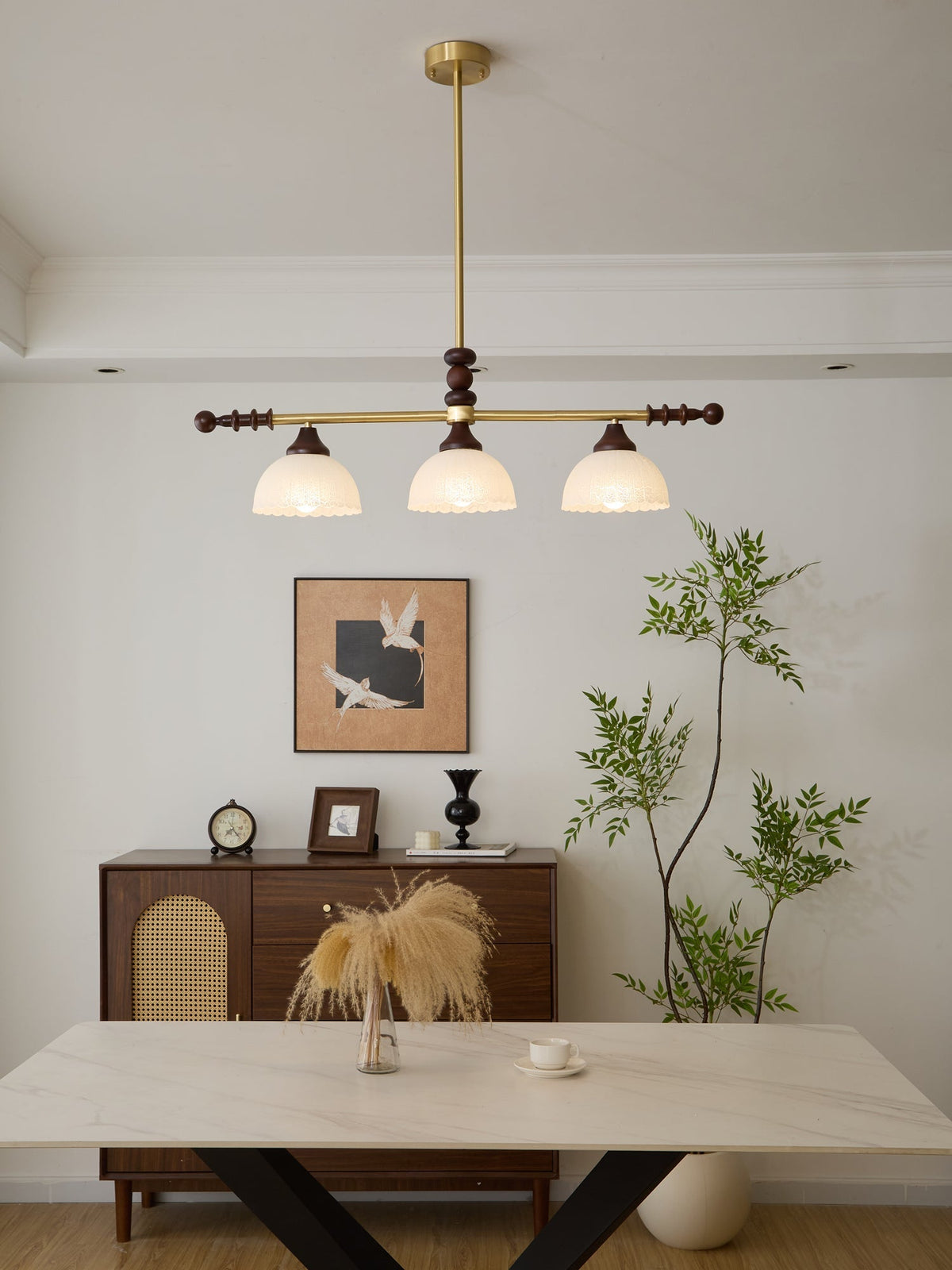 Codoriel Traditionele hanglamp van hout en glas voor eiland
