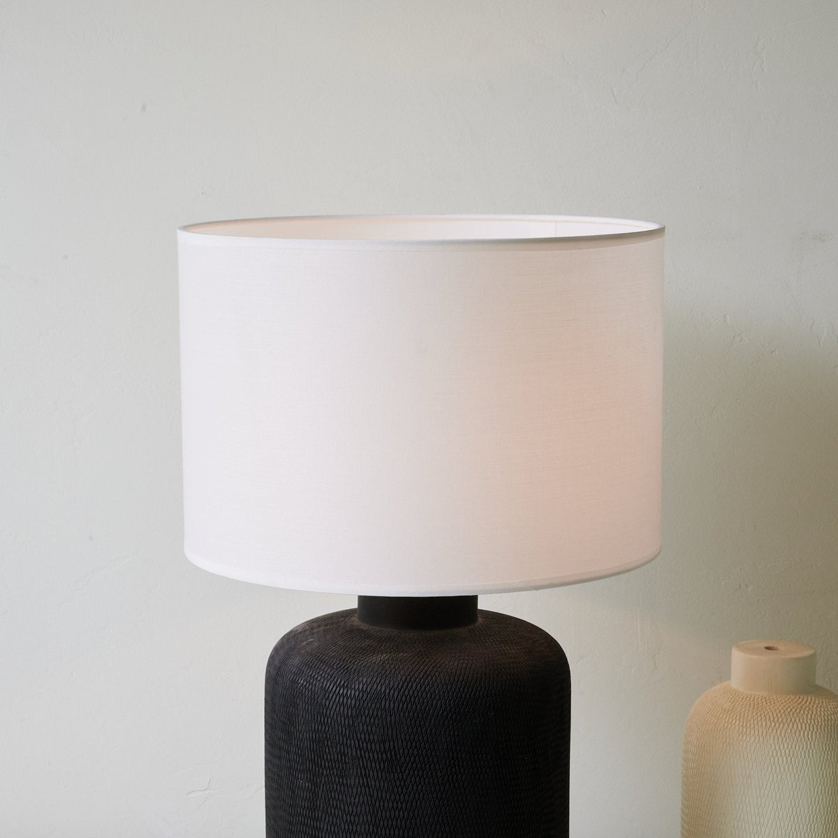 Burce Moderne tafellamp van keramiek