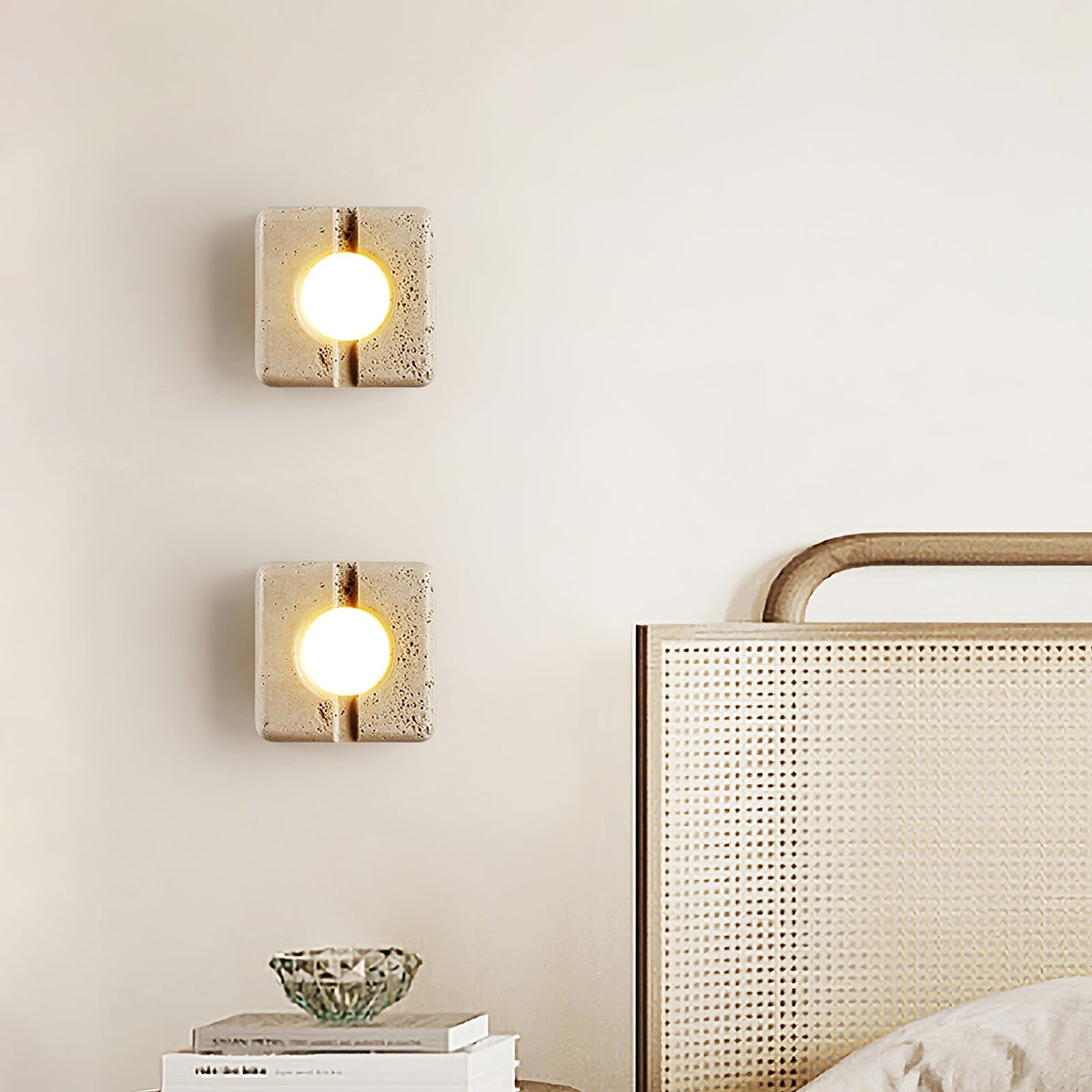 Valaora Geel travertin wandlamp