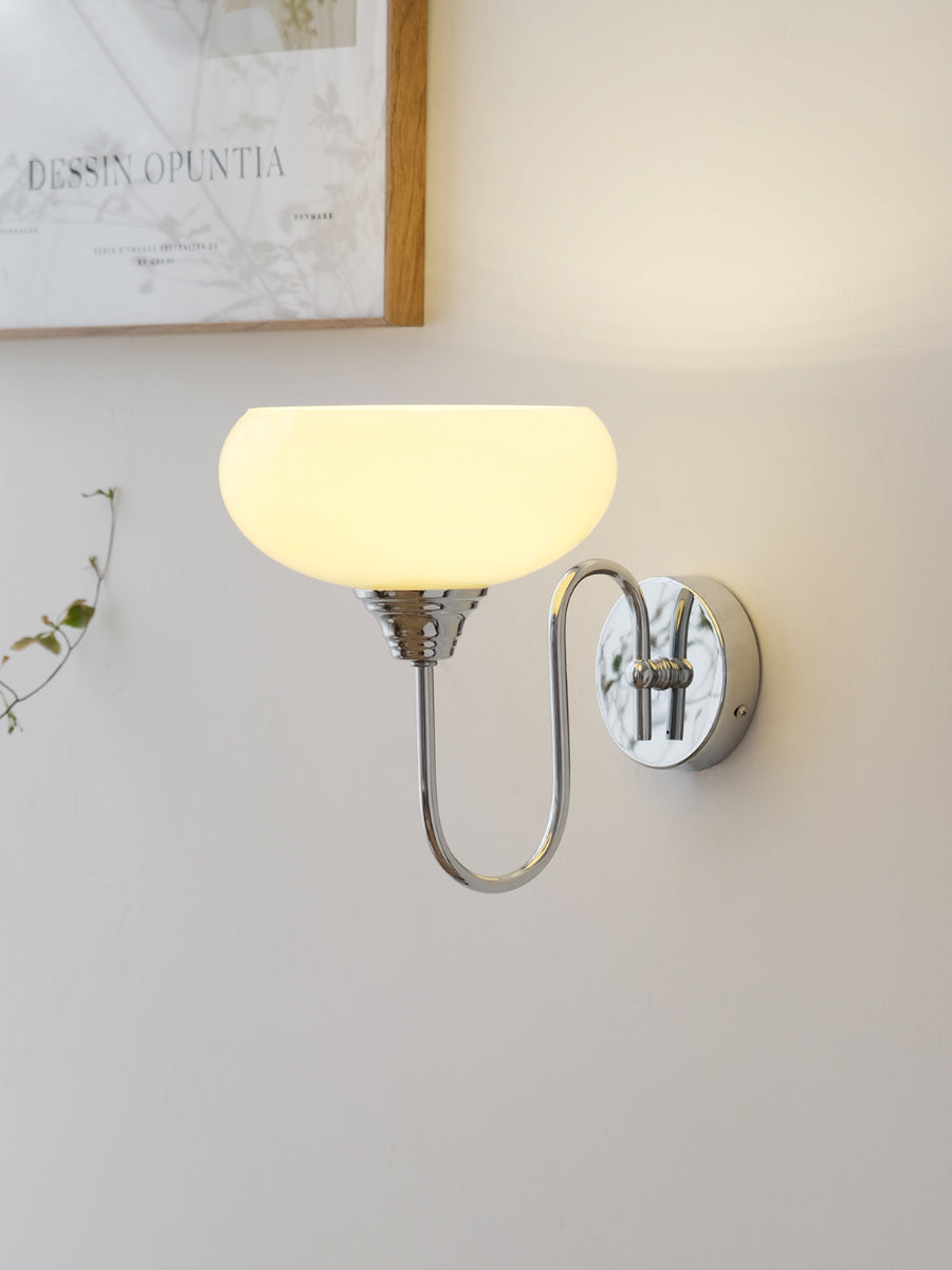 Ophaan wandlamp
