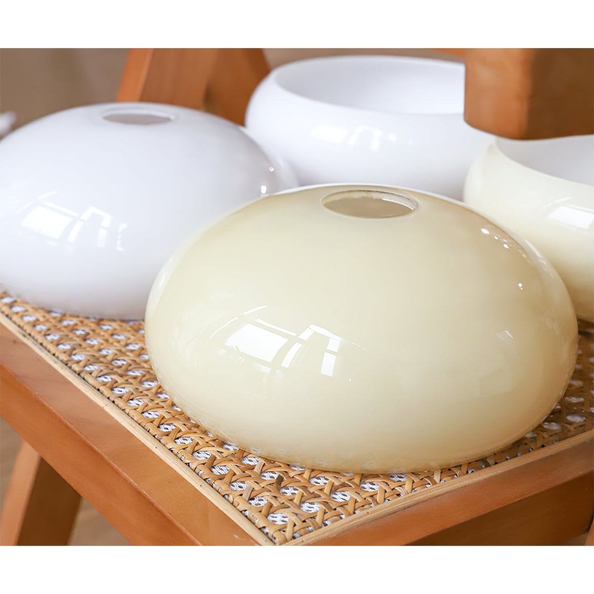 Ophaan wandlamp