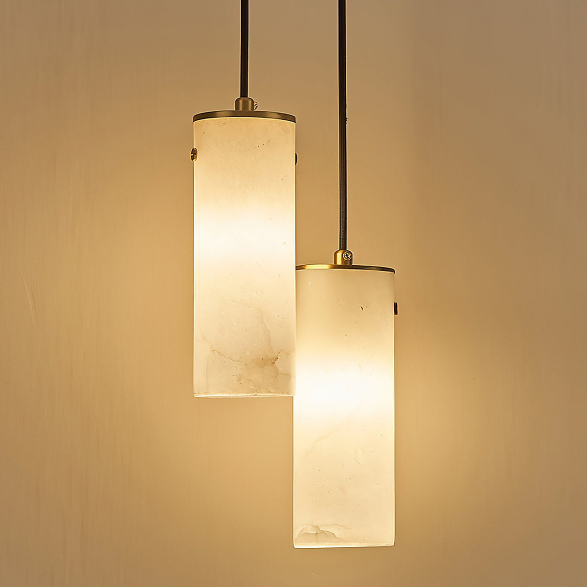 Lyvina verticale hanglamp van albast