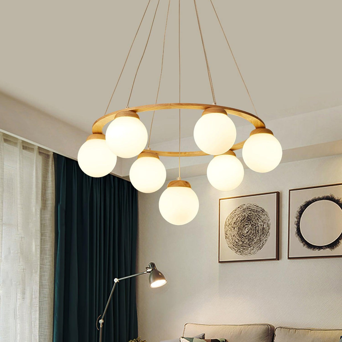 Aelion Kroonluchter van glas Houten Ring Opalglas bollen