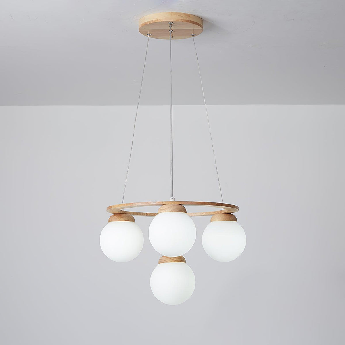 Aelion Kroonluchter van glas Houten Ring Opalglas bollen