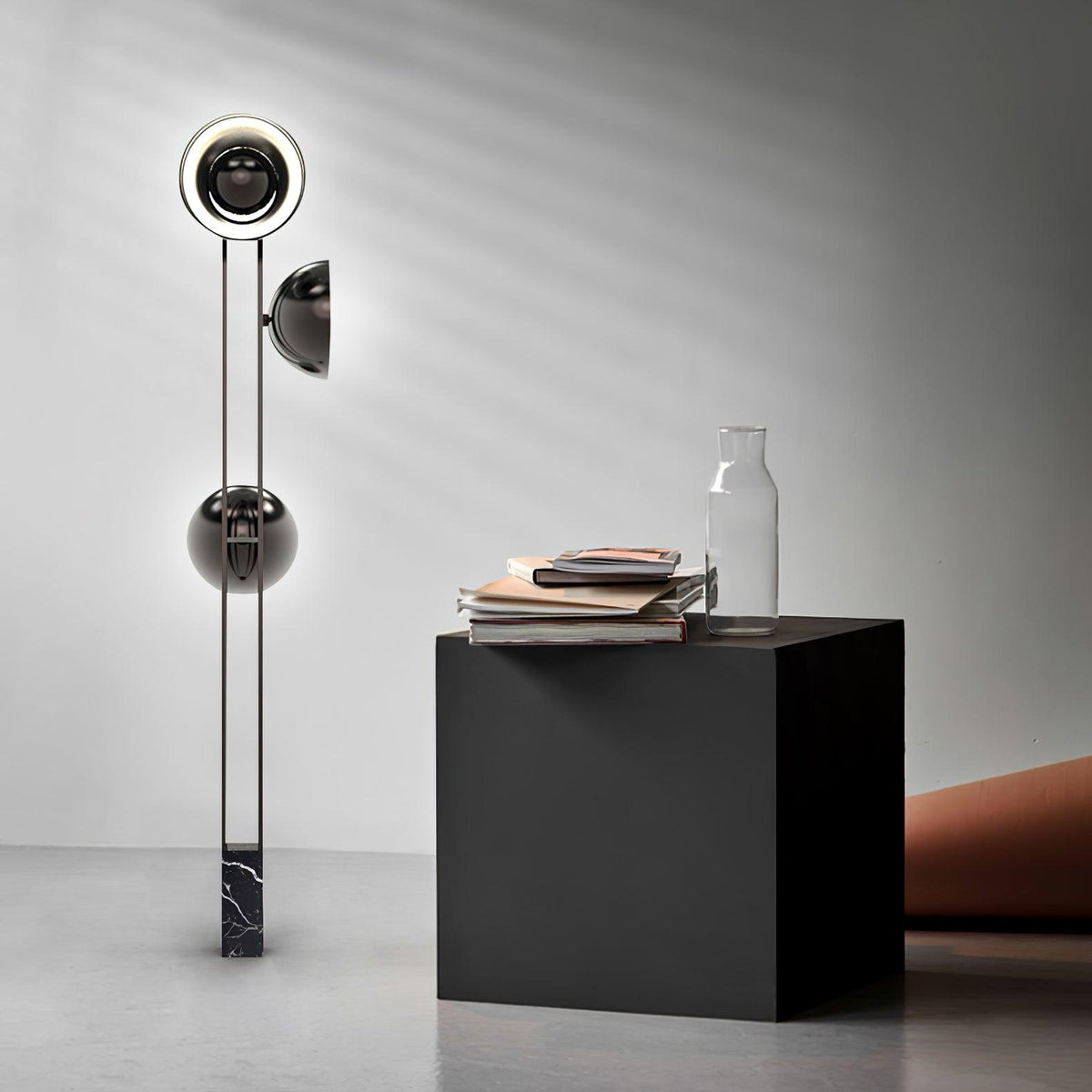 Alio Moderne vloerlamp van marmer