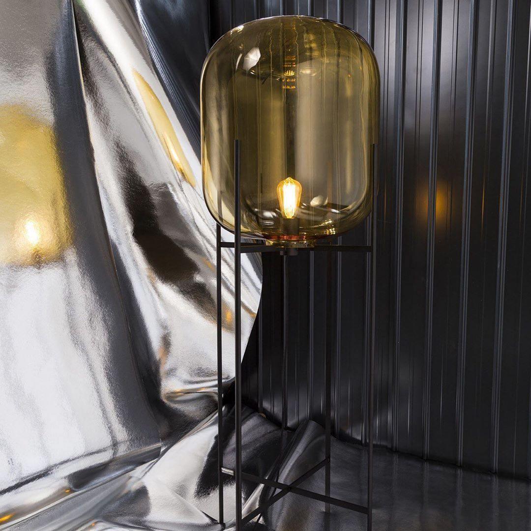 Liorivelia industriële vloerlamp van glas