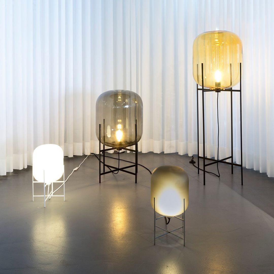 Liorivelia industriële vloerlamp van glas