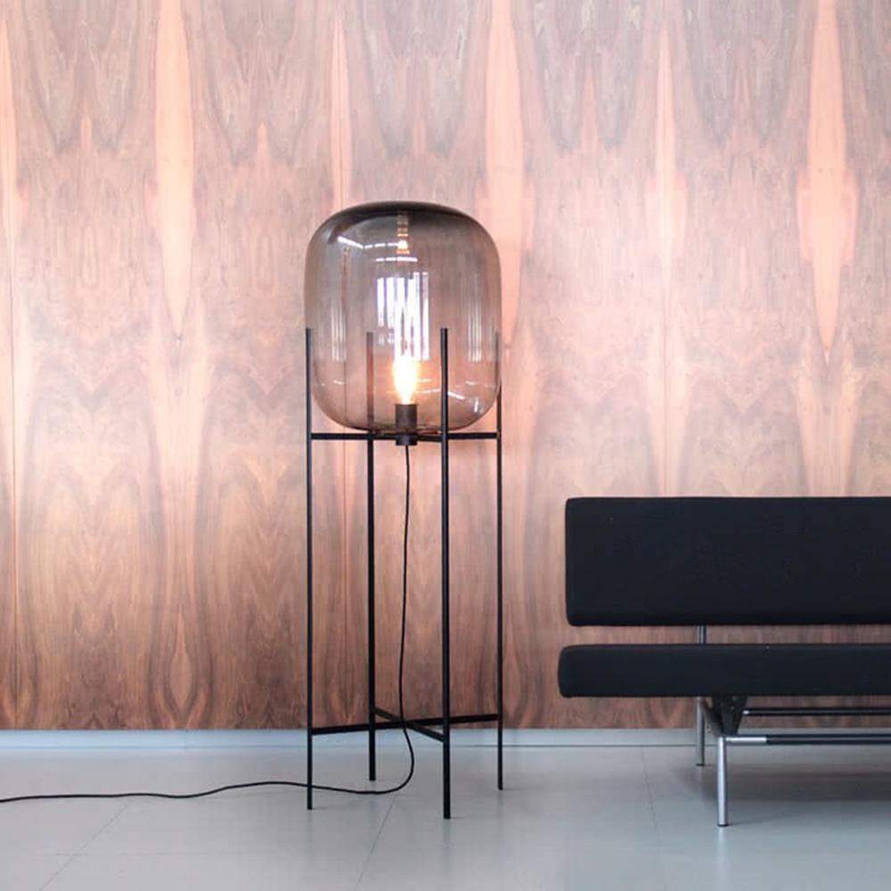 Liorivelia industriële vloerlamp van glas