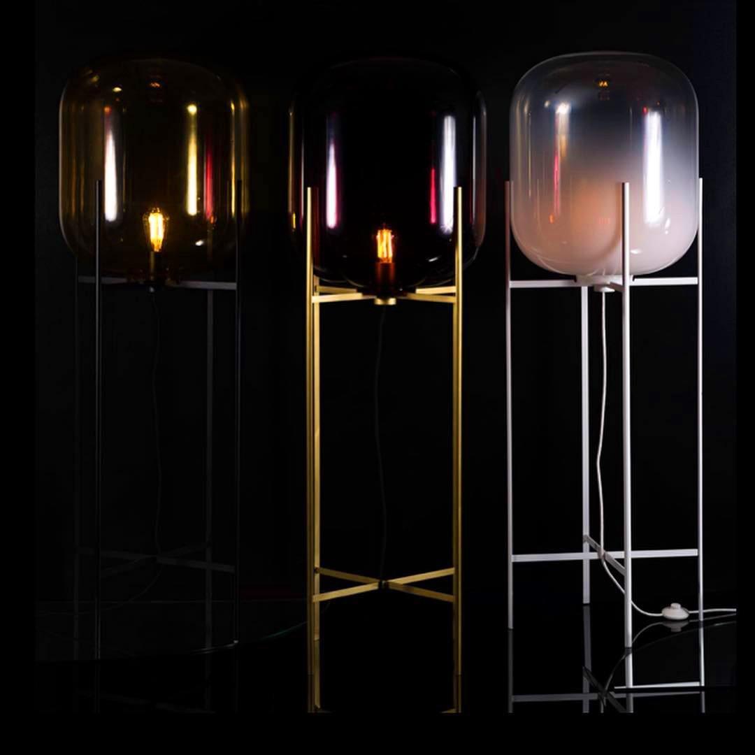 Liorivelia industriële vloerlamp van glas