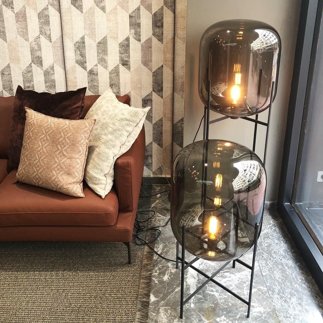 Liorivelia industriële vloerlamp van glas