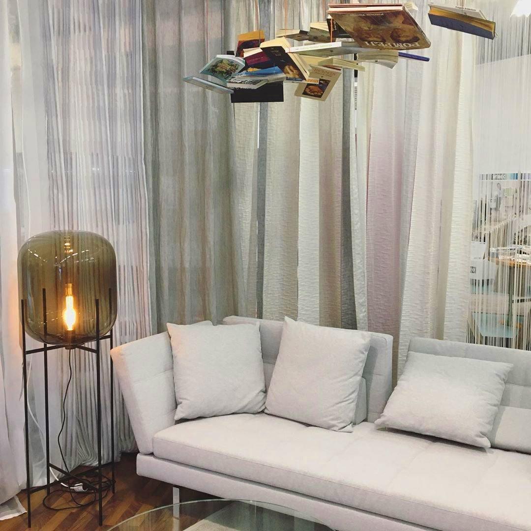 Liorivelia industriële vloerlamp van glas