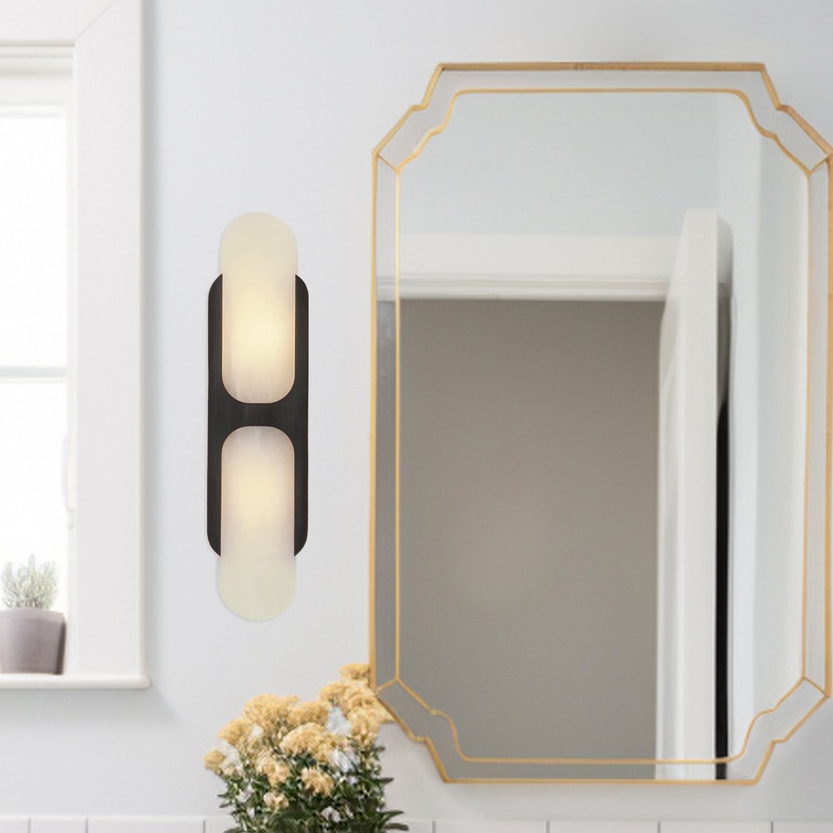 Ulthaora dubbele bollen wandlamp in albast