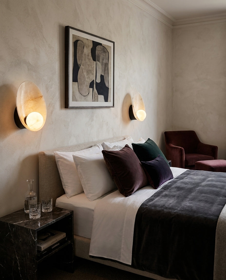 Quillstone Albasten wandlamp