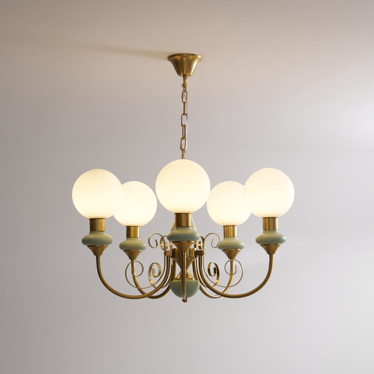 Evsolia kroonluchter van groen onyx glas
