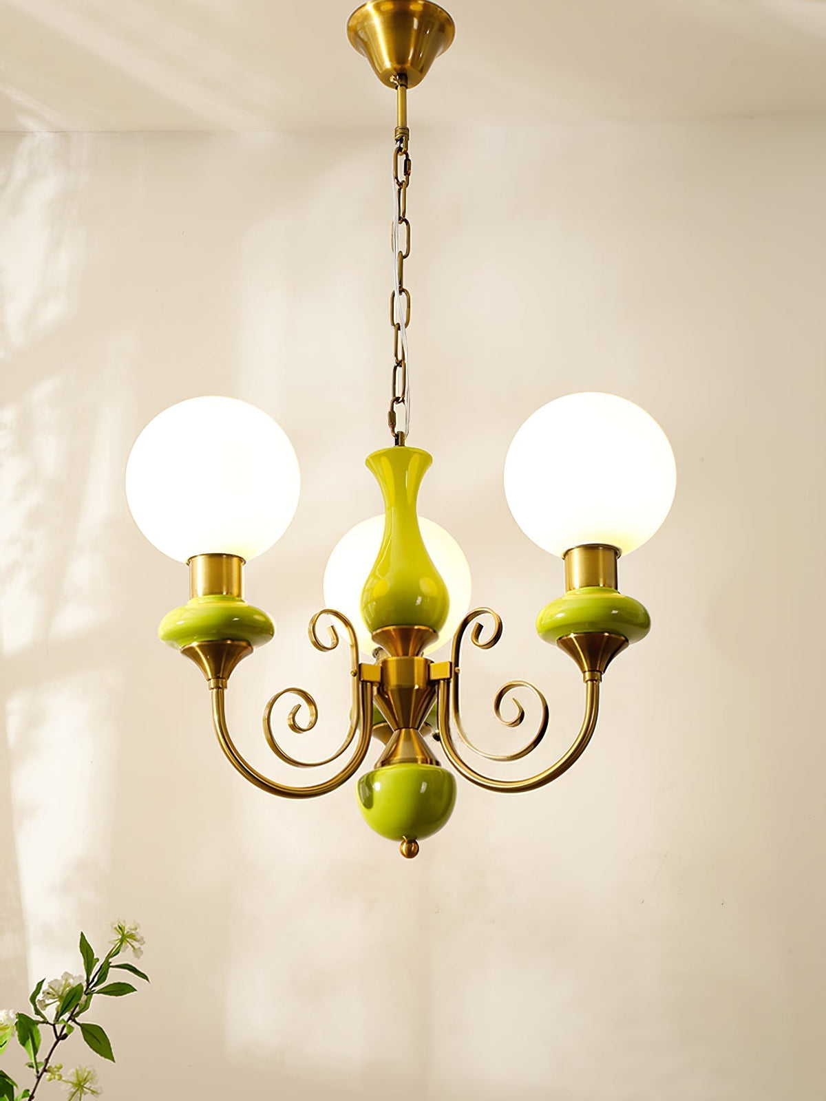 Evsolia kroonluchter van groen onyx glas