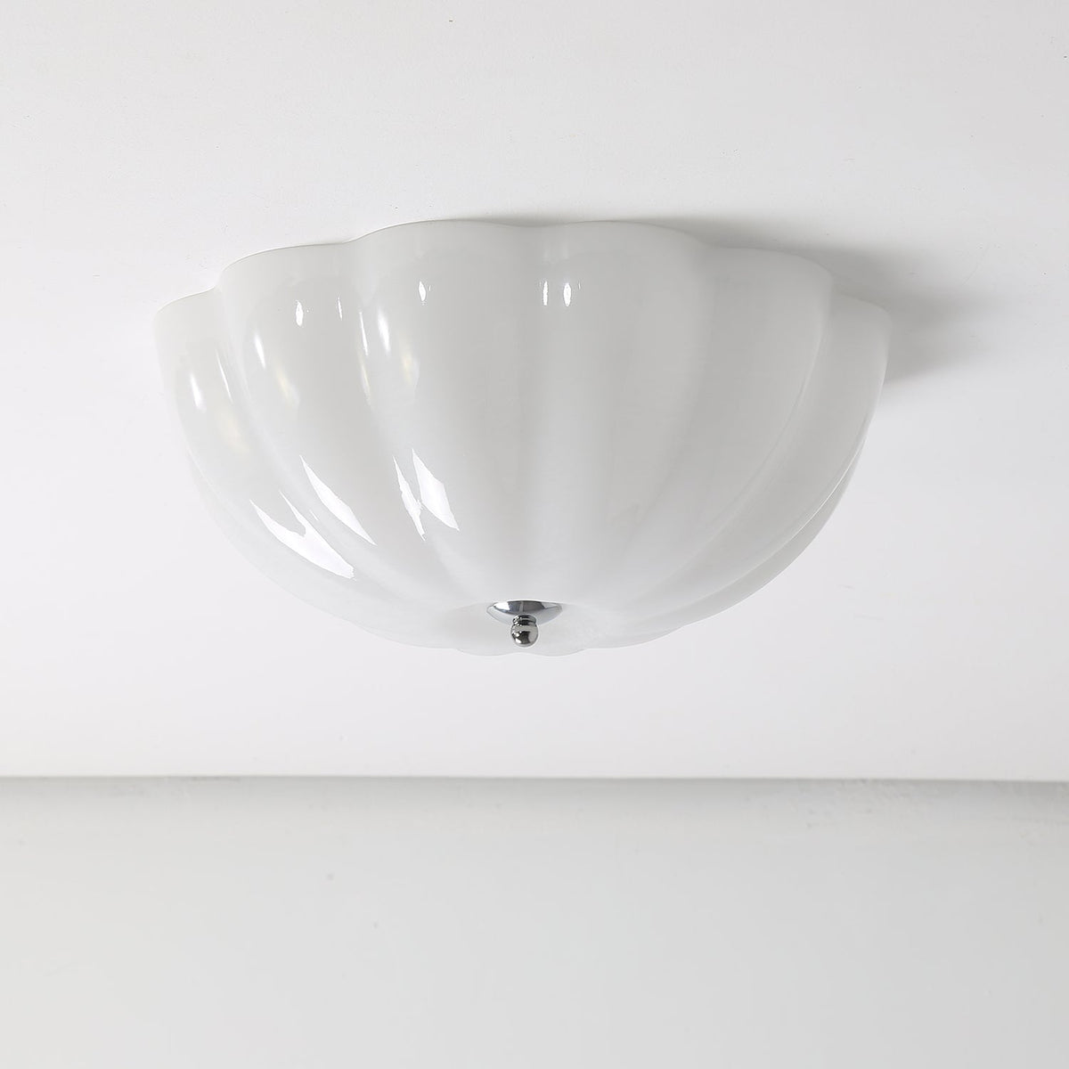 Uphaara Moderne minimalistische plafondlamp met opal glazen kap