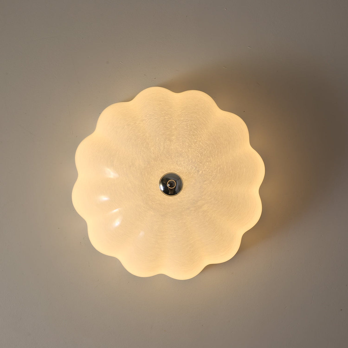 Uphaara Moderne minimalistische plafondlamp met opal glazen kap