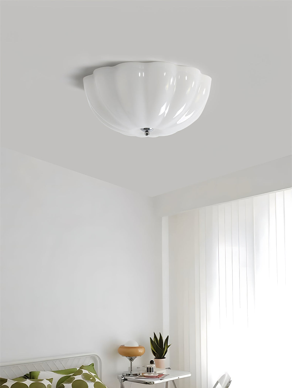 Uphaara Moderne minimalistische plafondlamp met opal glazen kap