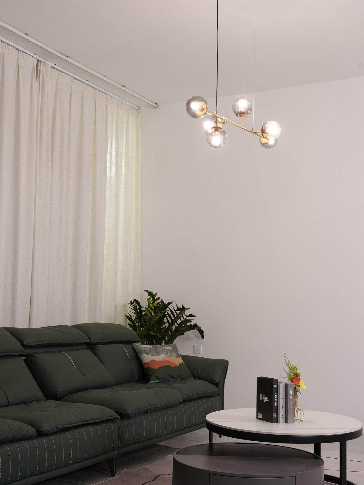 Yorvin hanglamp orb messing glas voor woonkamer