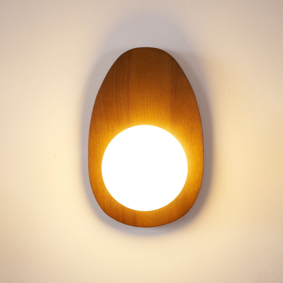 Aldiniella Premium Noordse kunst walnoothout glas wandlamp