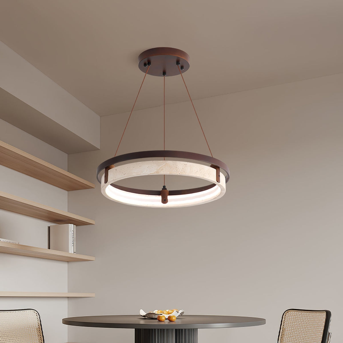 Aurix hanglamp van geel travertin en walnoothout