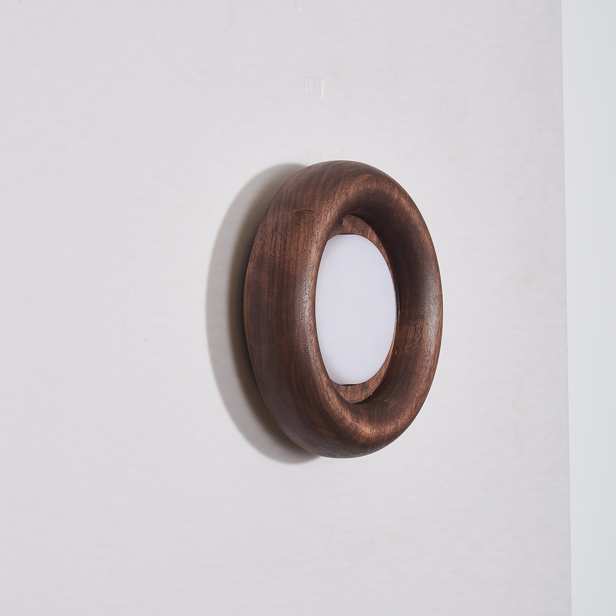 Elvirette wandlamp met Houten Frame en Acryl Lampenkap