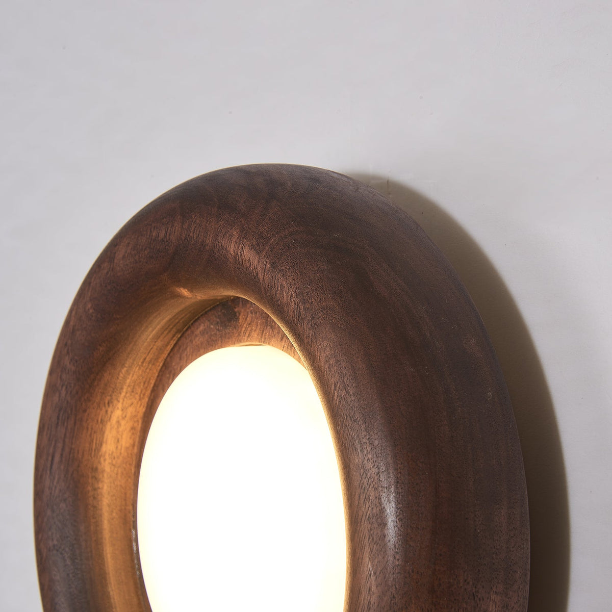 Elvirette wandlamp met Houten Frame en Acryl Lampenkap