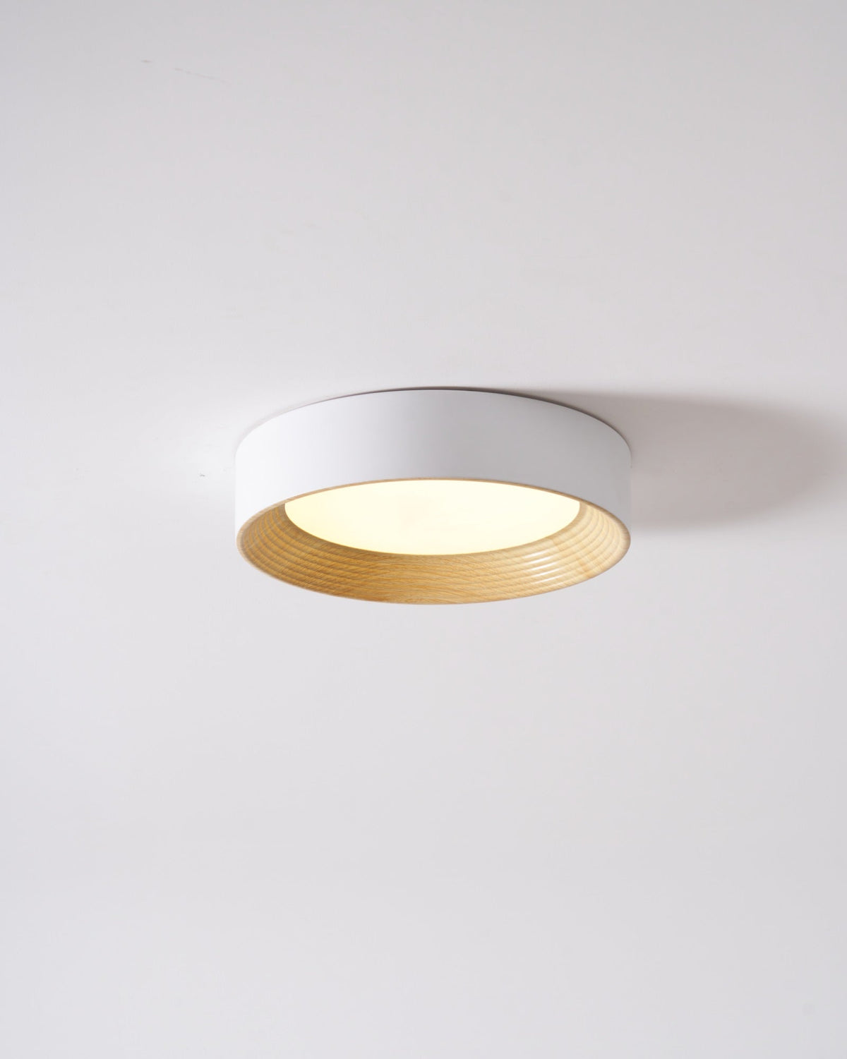 Elvirelle plafondlamp houten ring minimalistisch dimbaar