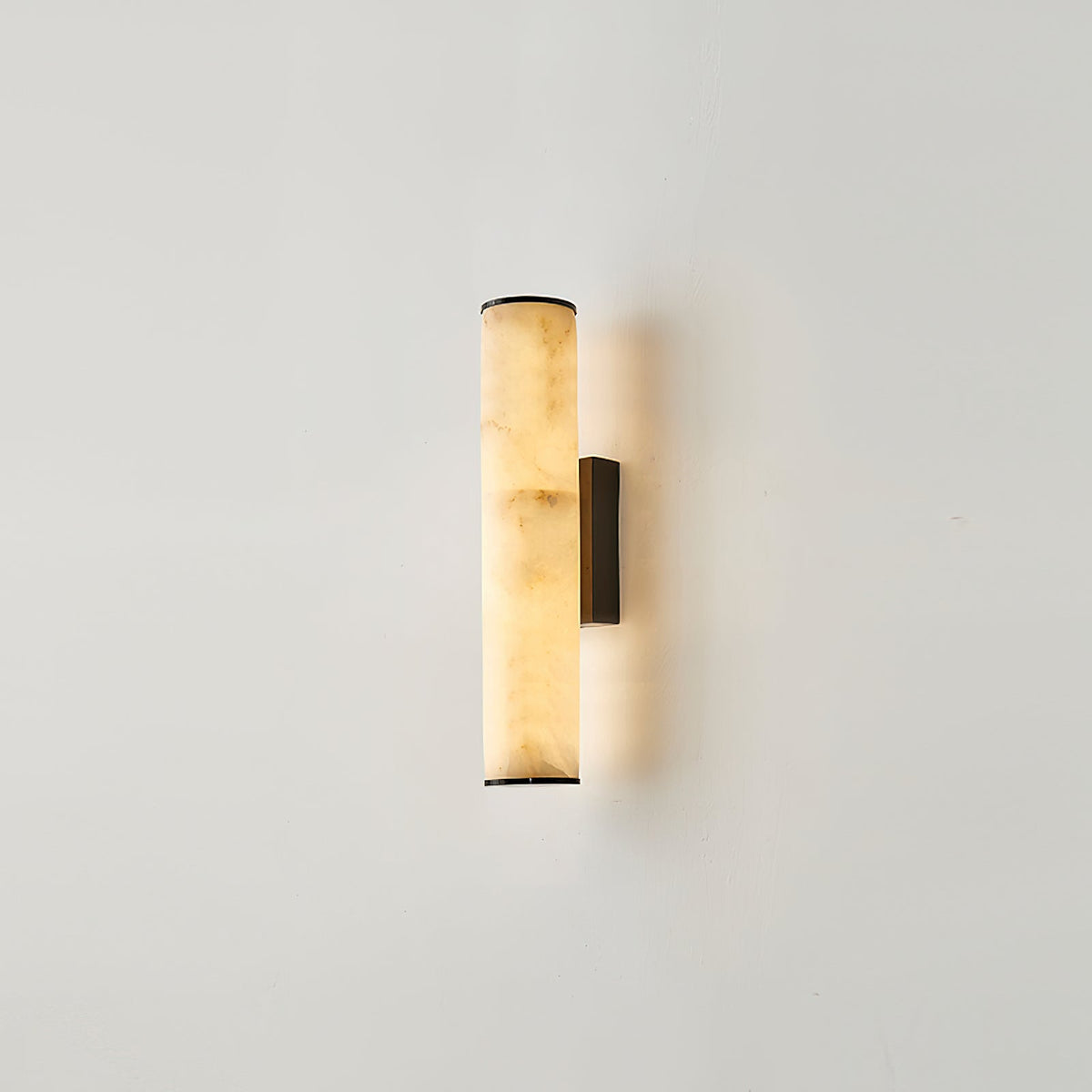 Albasten wandlamp