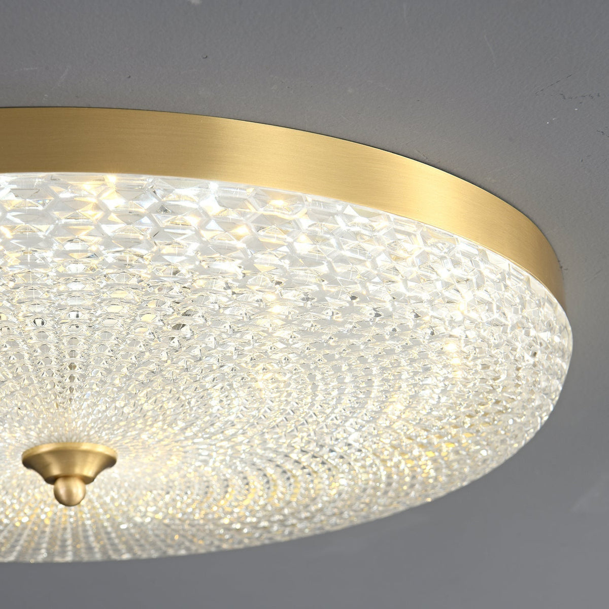 Orlena moderne minimalistische plafondlamp van messing en acryl