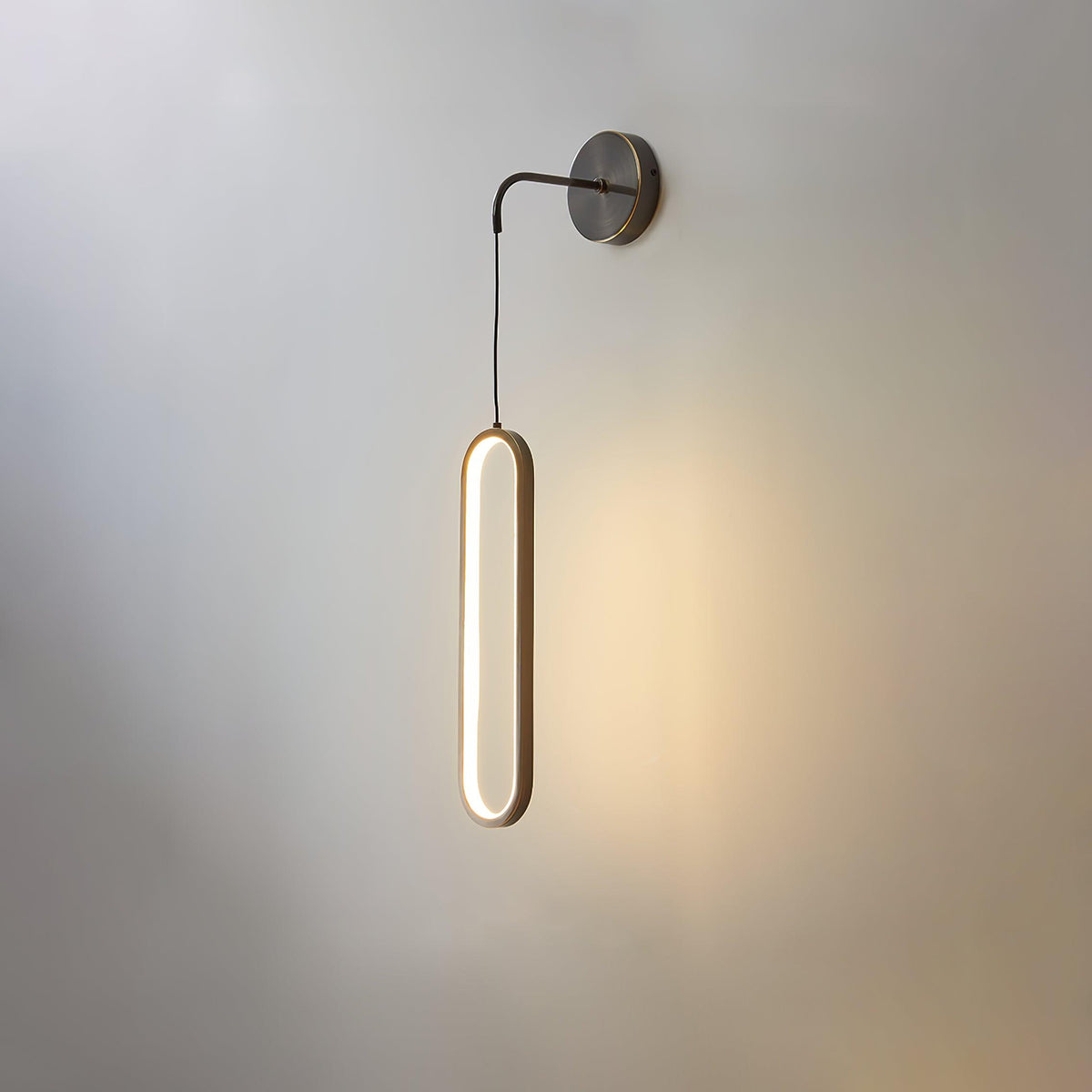 Solisenne Aven LED messing wandlamp