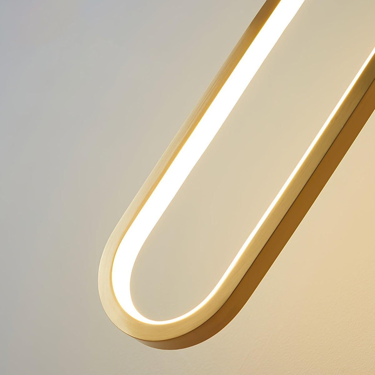 Solisenne Aven LED messing wandlamp