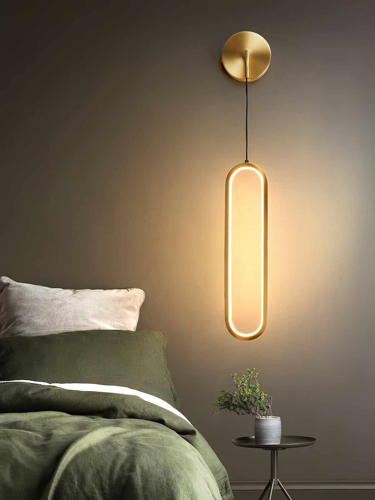 Solisenne Aven LED messing wandlamp