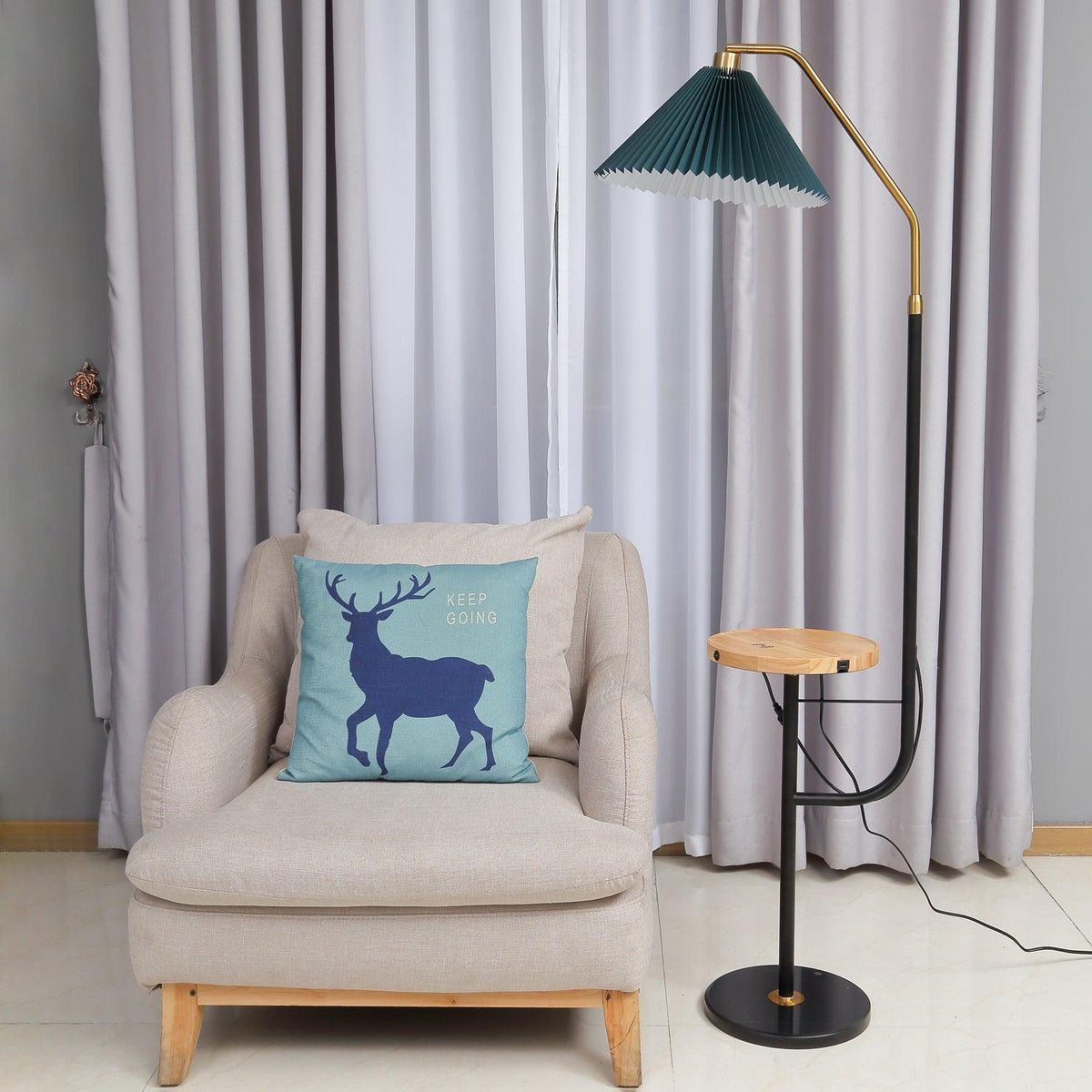 Nexc vloerlamp van marmer en hout