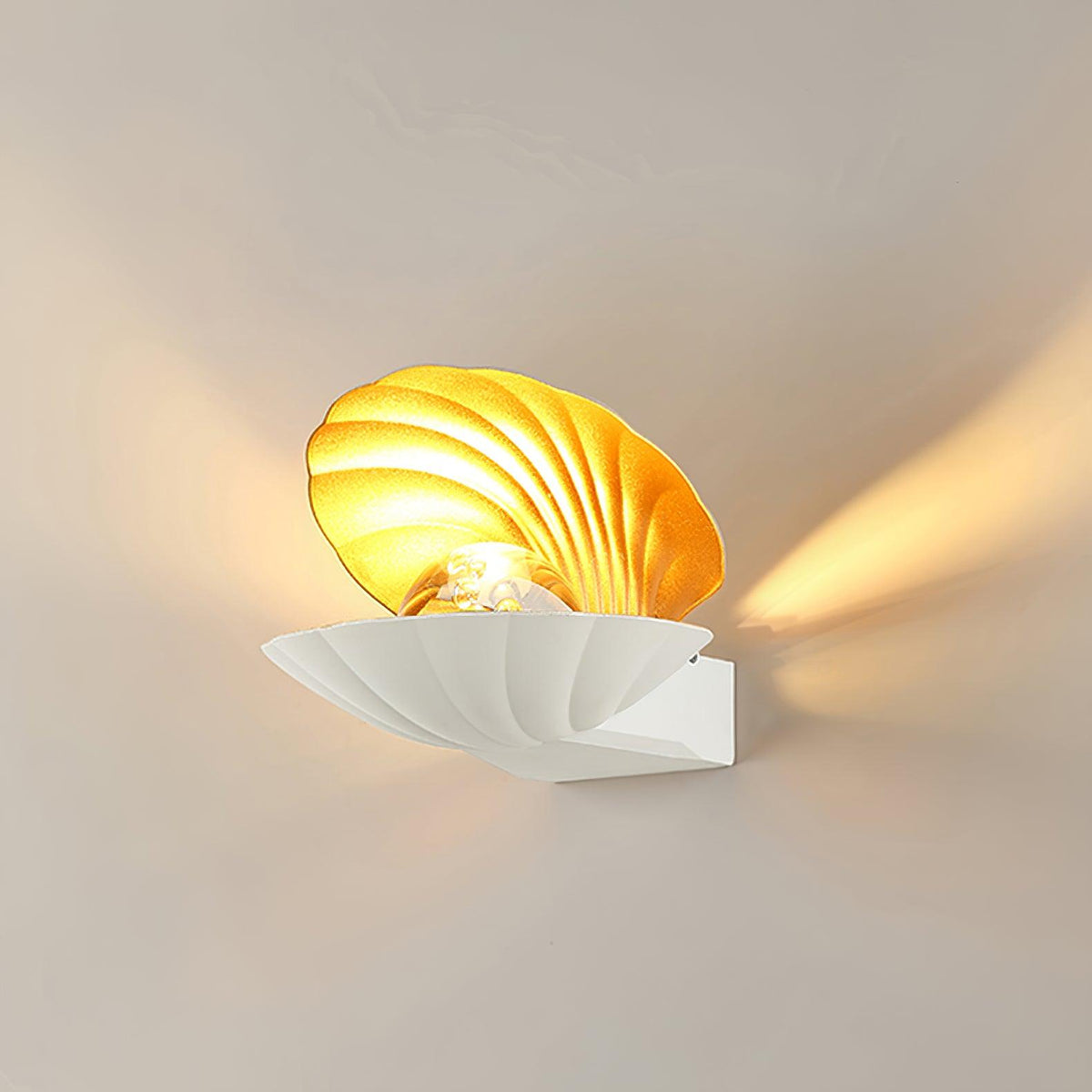 Lumieria wandlamp Pearl Clam
