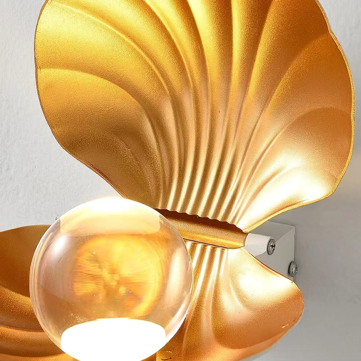 Lumieria wandlamp Pearl Clam