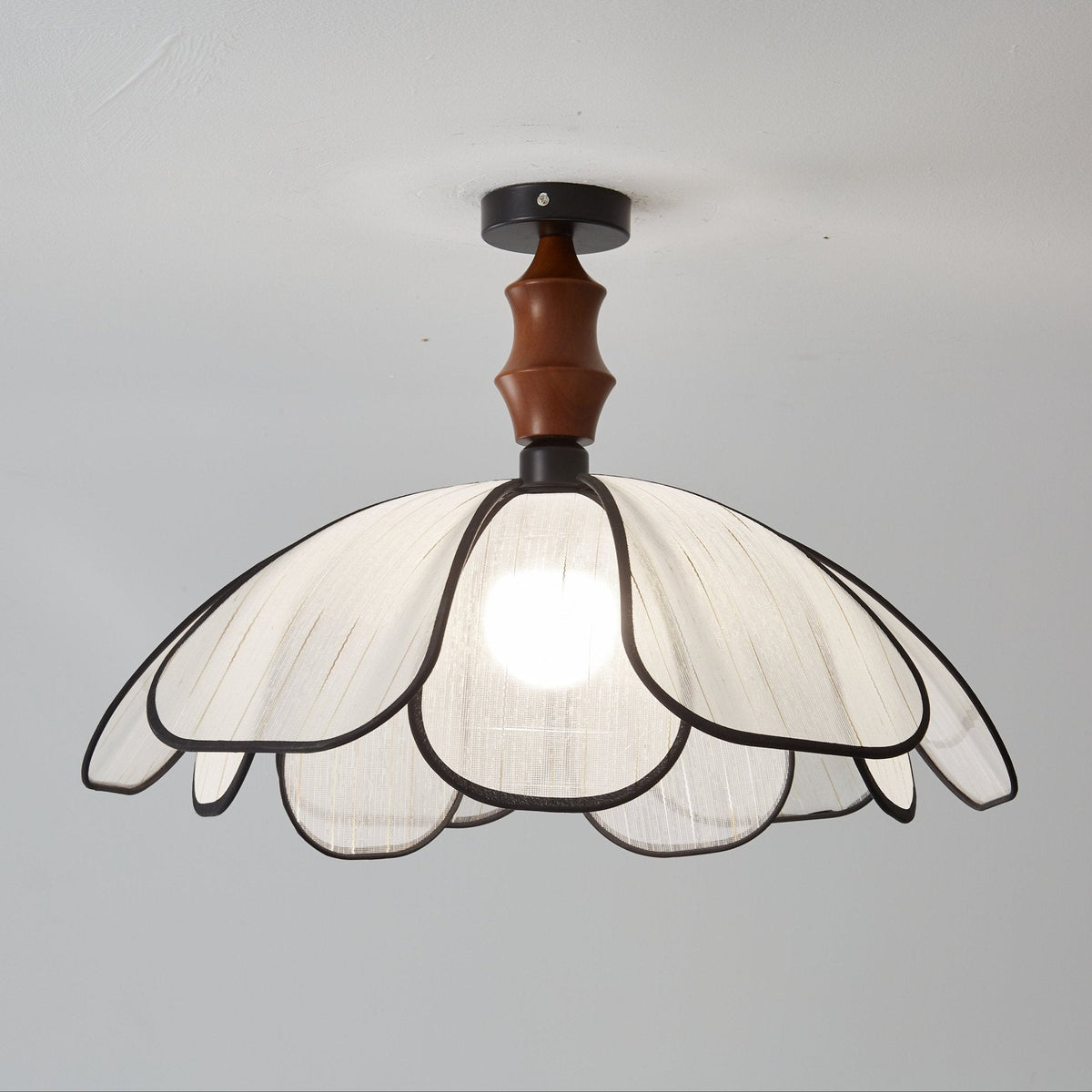 Petaline Whisper plafondlamp