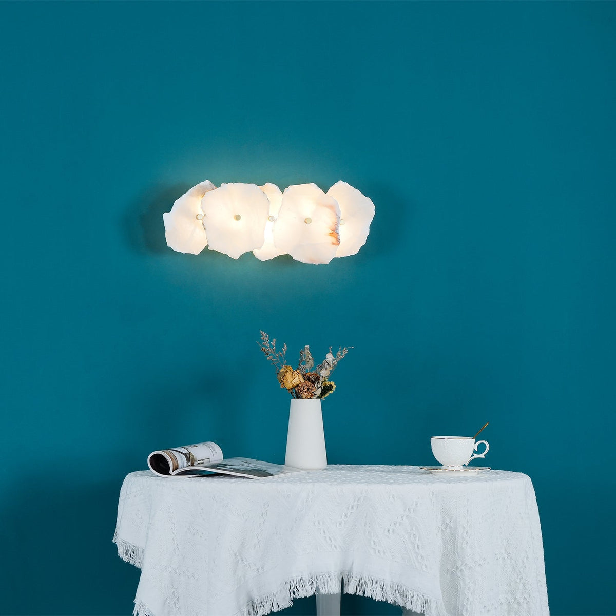 Alaeila Floral Cluster albasten wandlamp