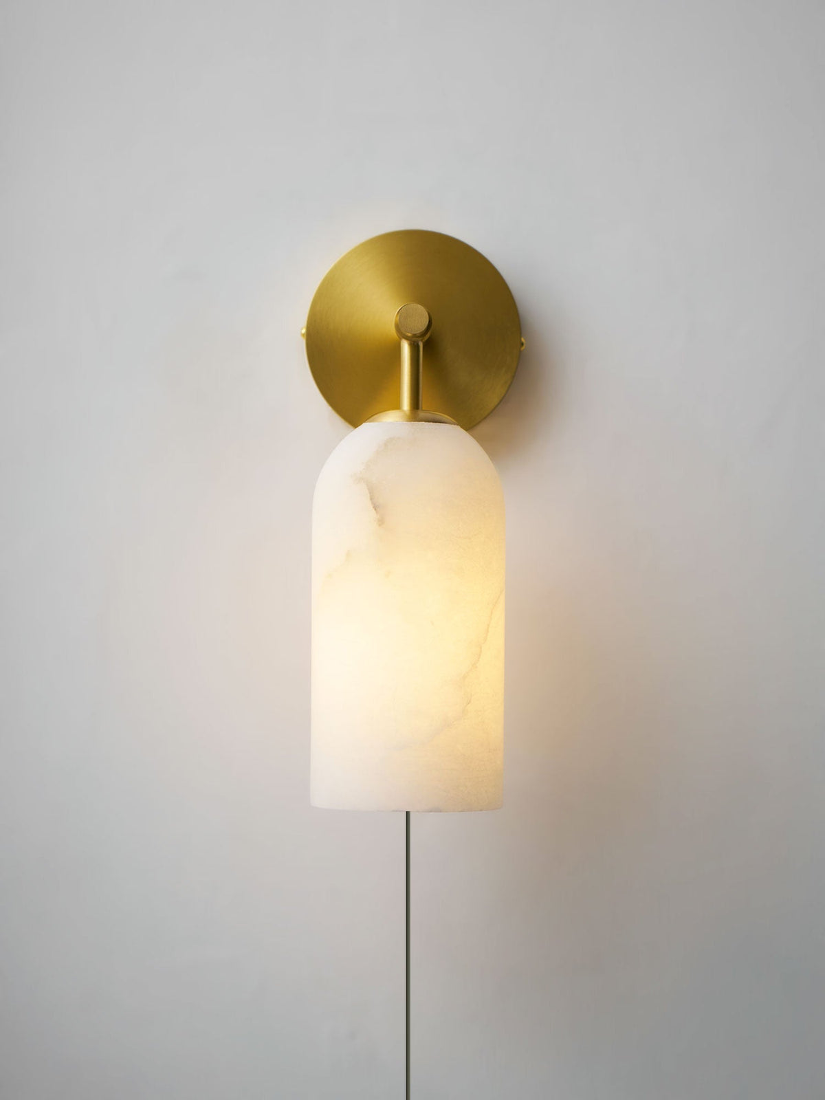 Pillar albast met stekker wandlamp