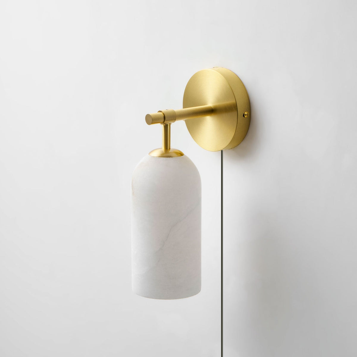 Pillar albast met stekker wandlamp
