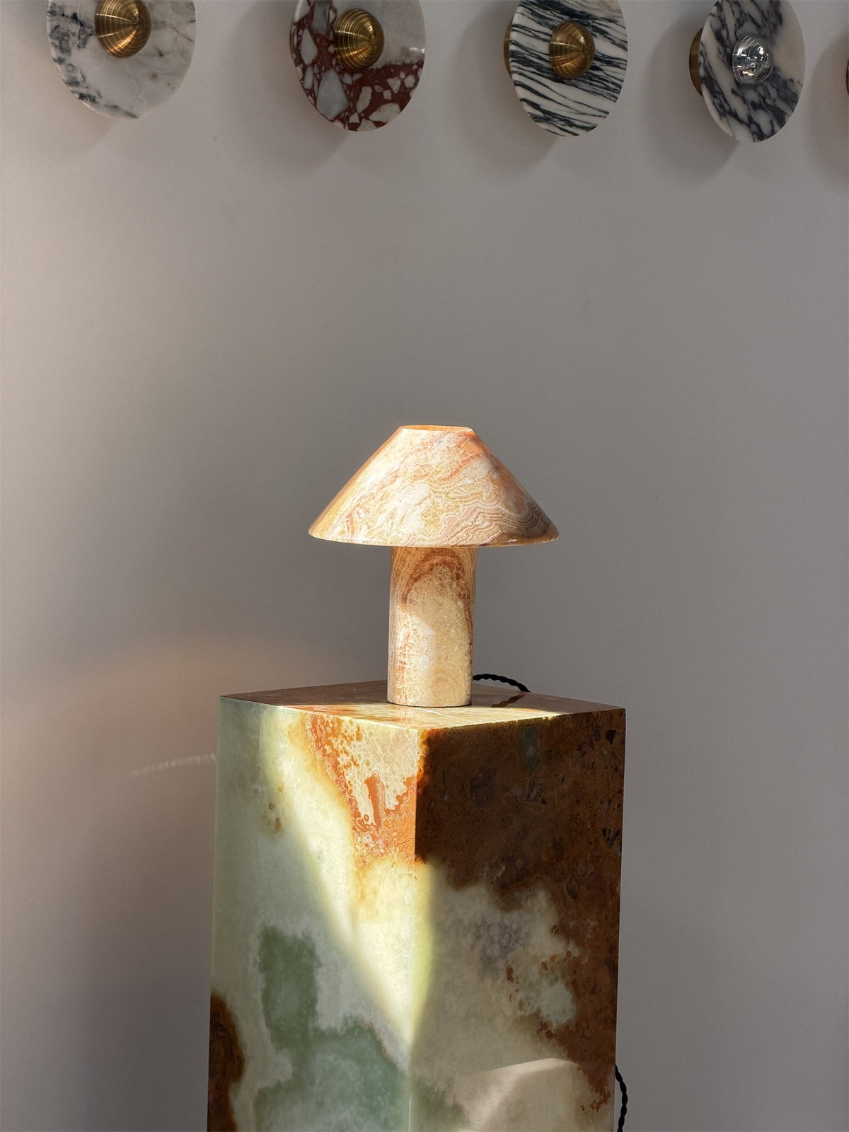 Pillar Stone tafellamp