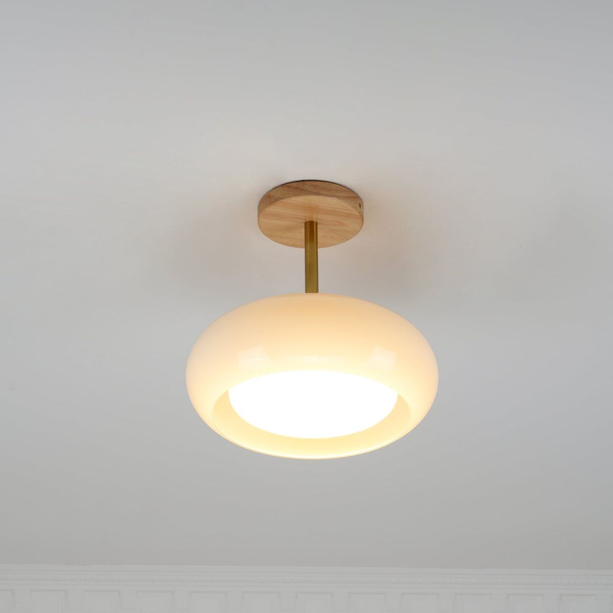 Aldaline plafondlamp met glazen kap en houten kleur