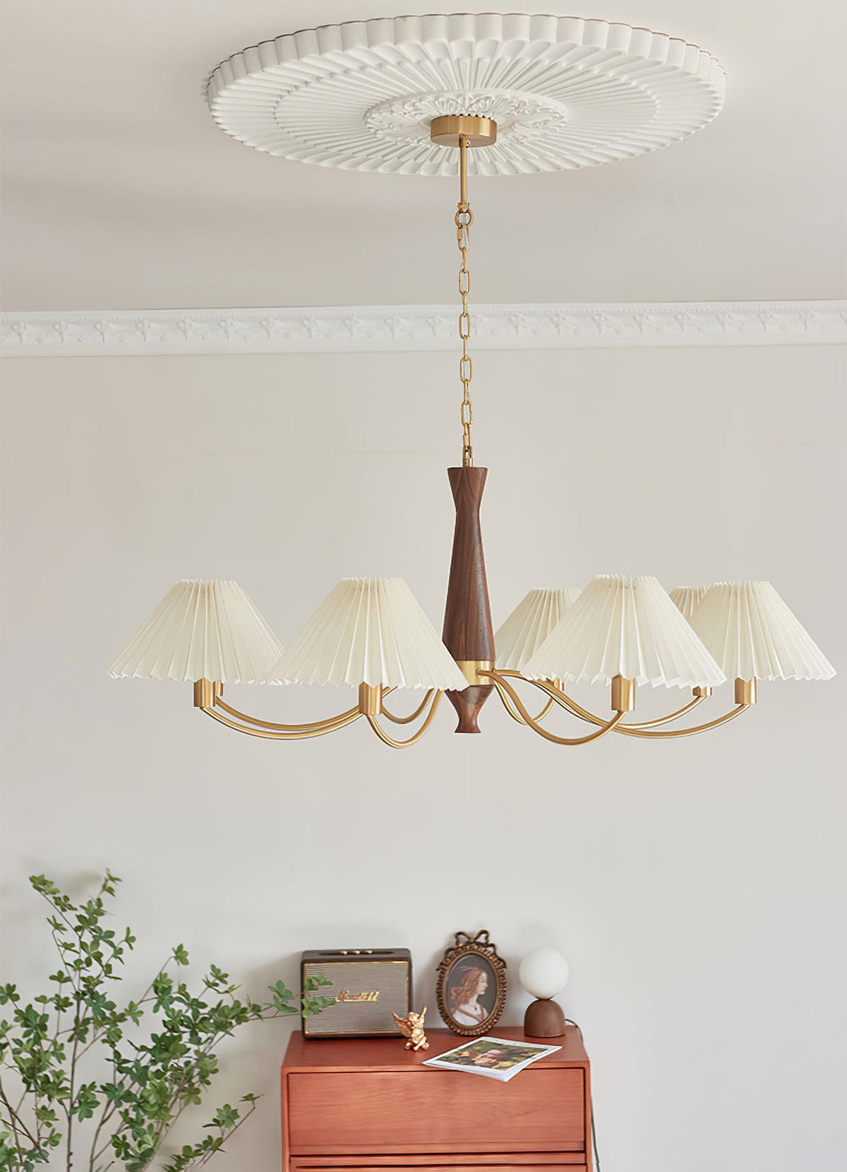 Calivine kroonluchter Pleated met witte lampkappen Mid-Century
